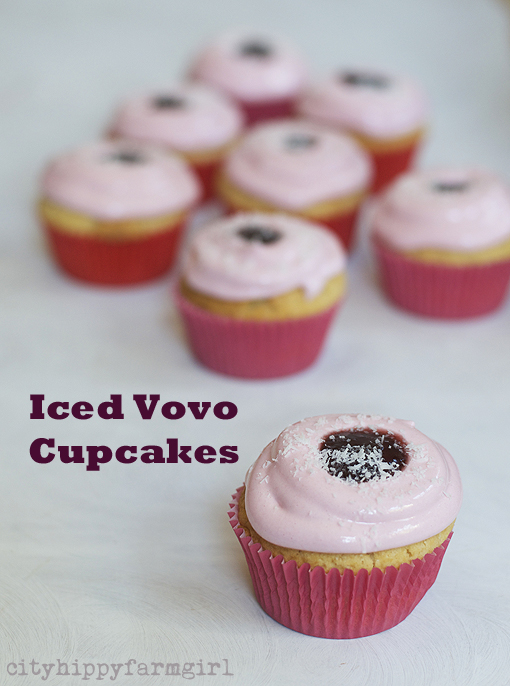 iced vovo cupcakes recipe || cityhippyfarmgirl